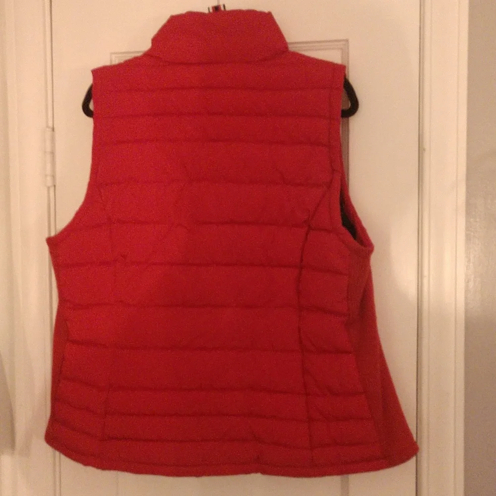 Tommy Hilfiger Puffer vest size XL - Picture 11 of 11